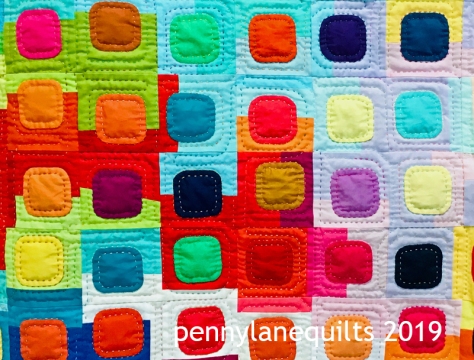hand quilting squircles quilt, marla varner, penny lane quilts